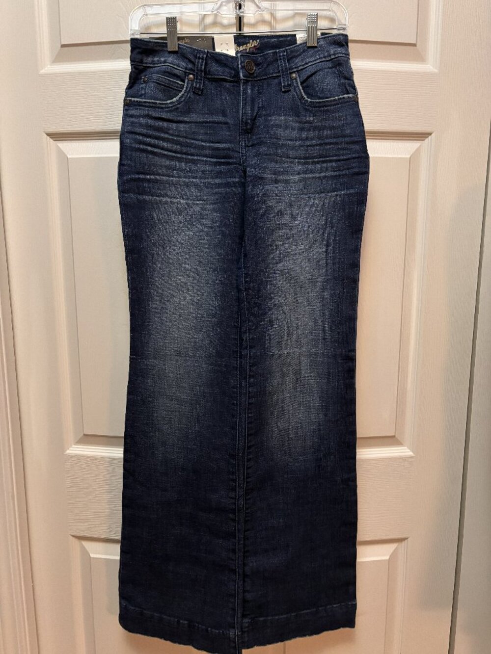 Wrangler Retro Bootcut Jeans NWT Mid Rise Flare Leg Look Size 5